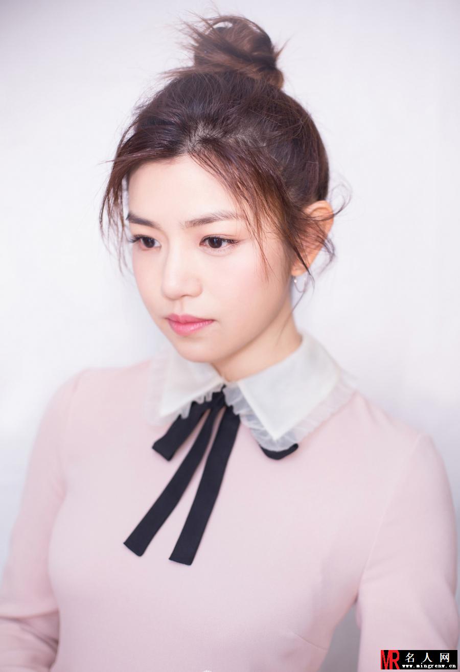 陈妍希“仙女粉”写真曝光 少女感十足(1)