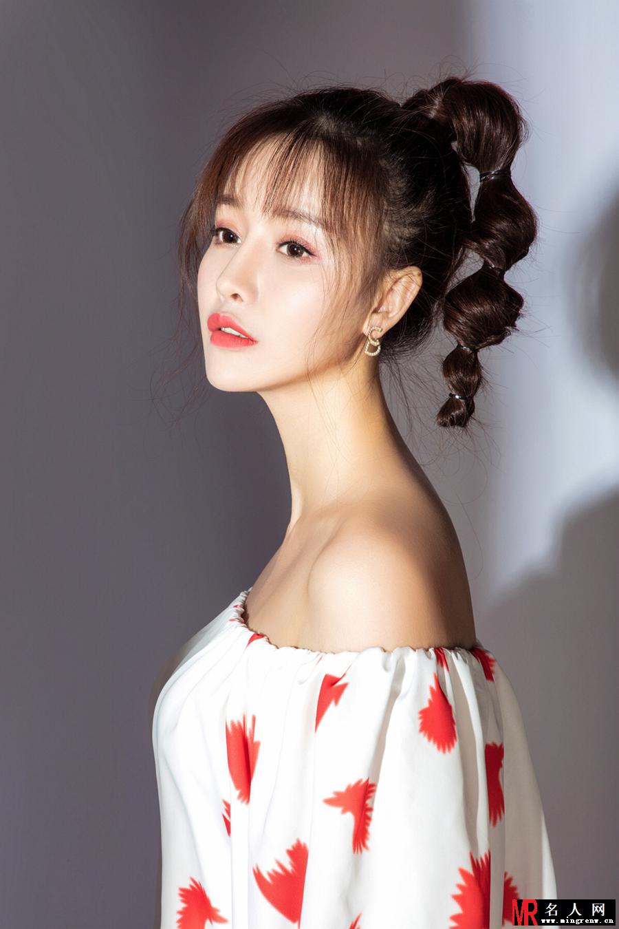 演员高溜2018年最新写真(1)