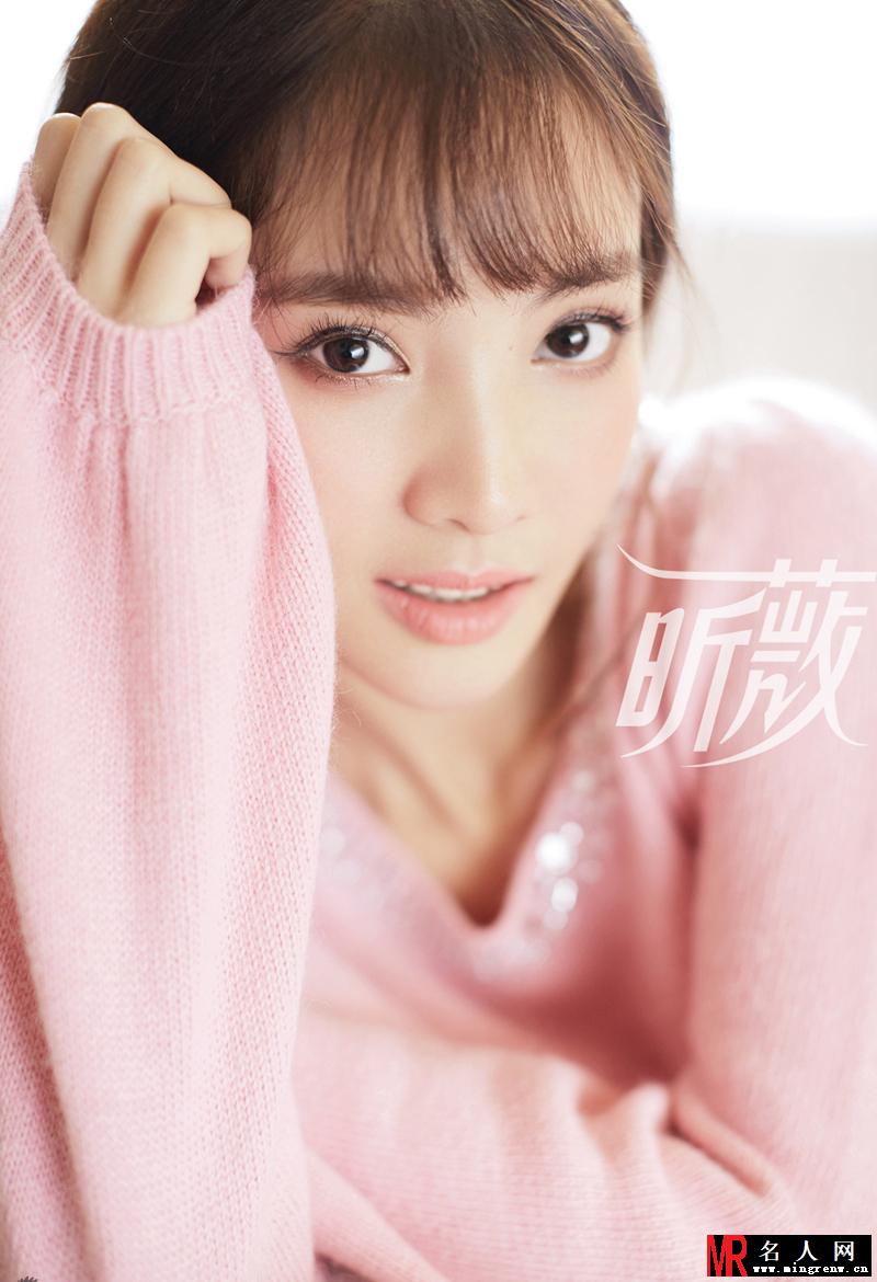 金晨写真变身日系少女 笑容甜美元气满满(1)