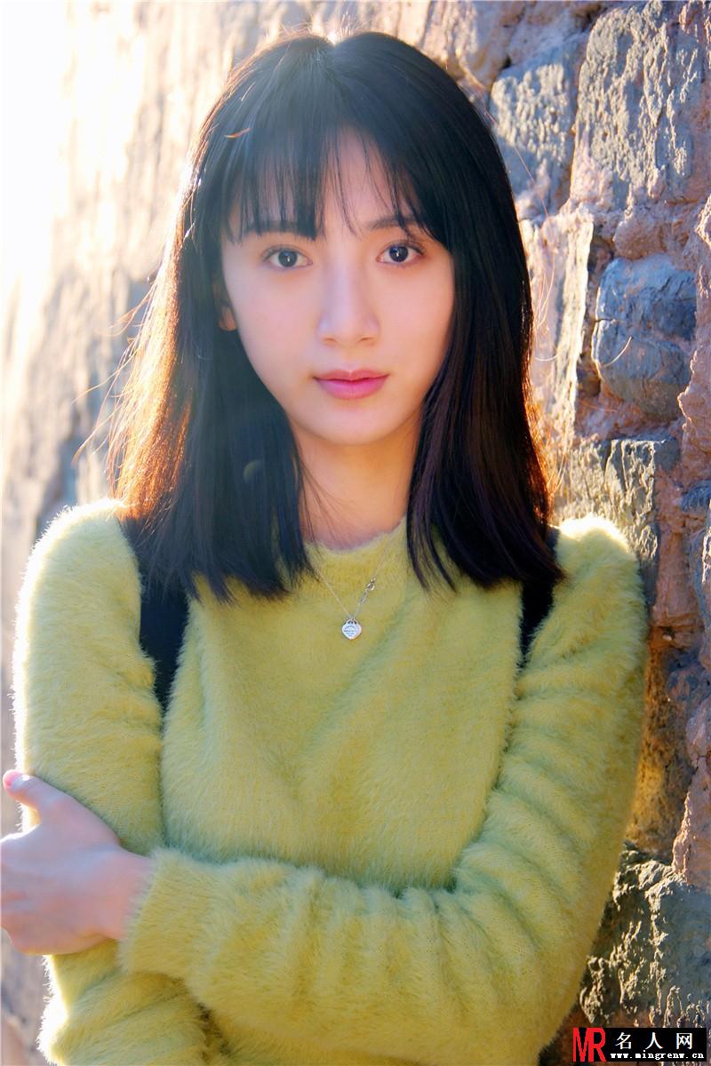 卢茜高清写真(1)