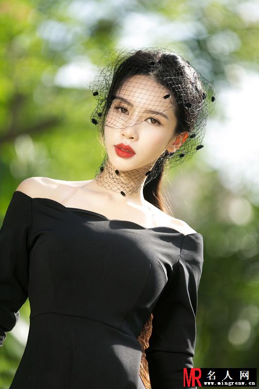 性感尤物潘霜霜写真 大地女神之复苏(1)