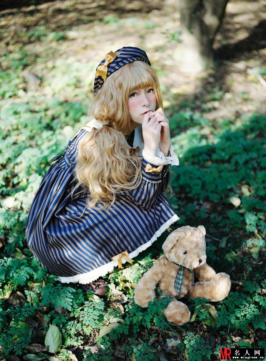 徐娇琥珀色少女写真 小雀斑超可爱(1)