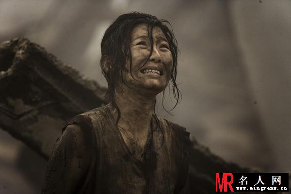 唐山大地震电影版李元妮剧照(1)