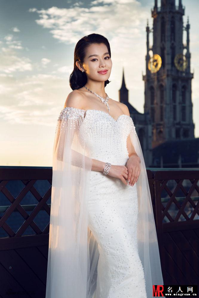 胡杏儿婚纱照曝光 网友：女神嫁我！(1)