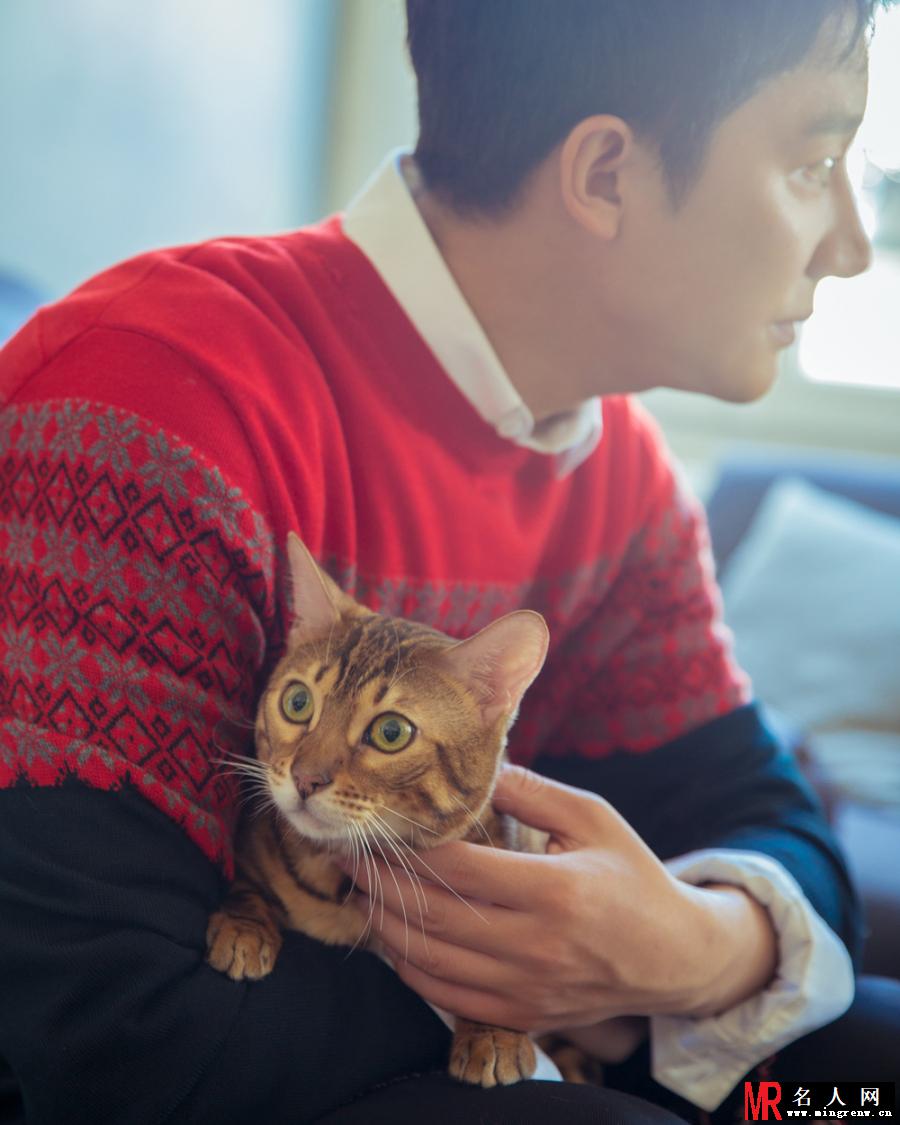 黄轩《GQ智族》写真  满满的暖男气质(1)