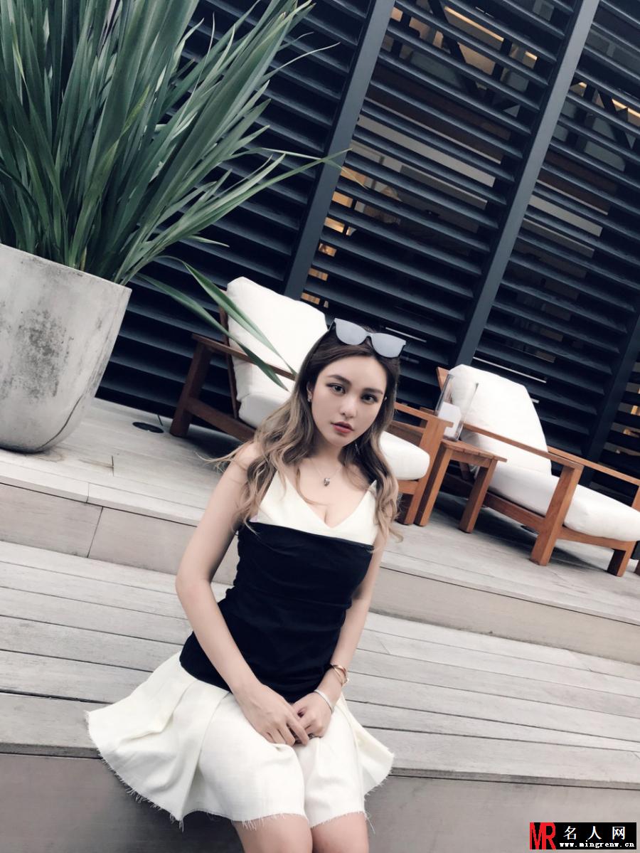 罗志祥女友清凉出街 优雅性感十分诱人(1)