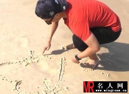 吴敏霞老公张效诚海量生活照曝光(1)