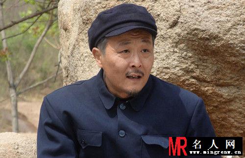我的二哥二嫂刘富剧照(1)