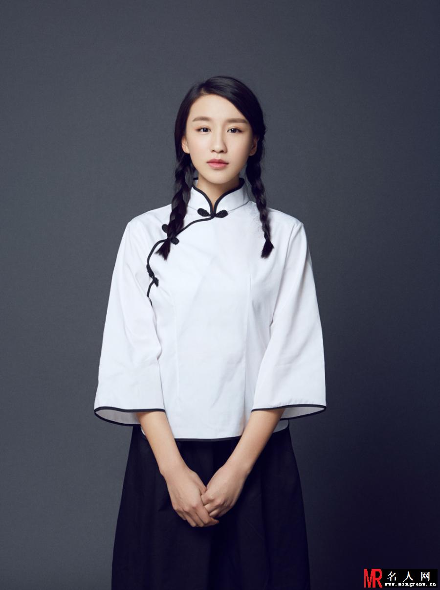 马歌复古写真 温婉学生装演绎大家闺秀(1)