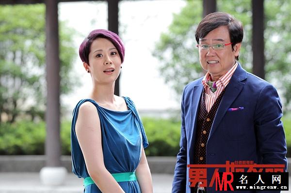 男人如衣服Hugo剧照(1)