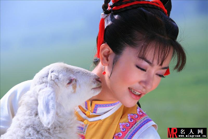 新还珠格格小燕子剧照(1)