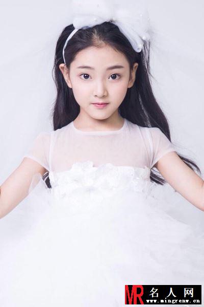 00后《白娘子》陶奕希海量生活照曝光(1)
