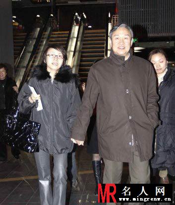 宋丹丹现任老公赵玉吉生活照(1)