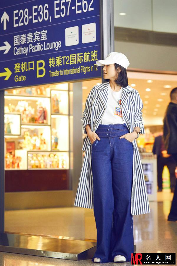 朱丹机场街拍写真 高腰牛仔秀长腿(1)