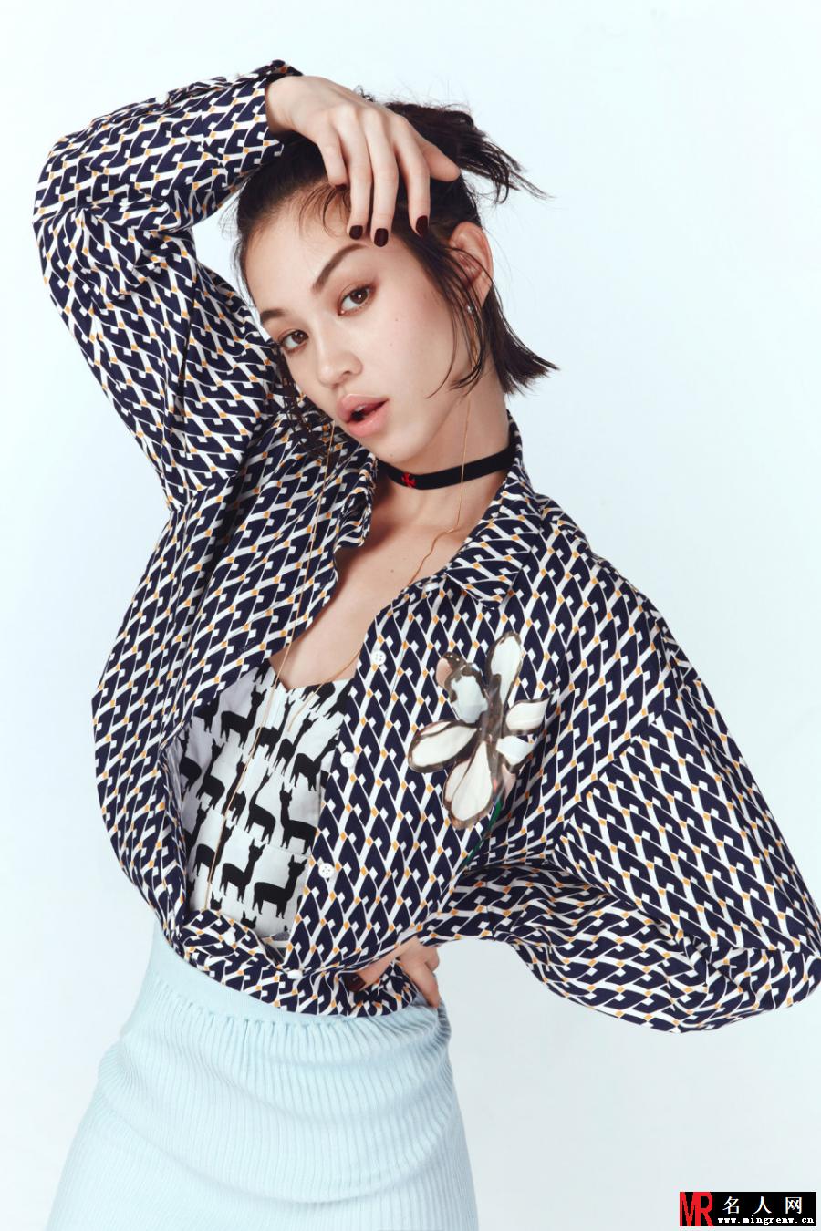 水原希子动感写真 露蛮腰性感俏丽(1)