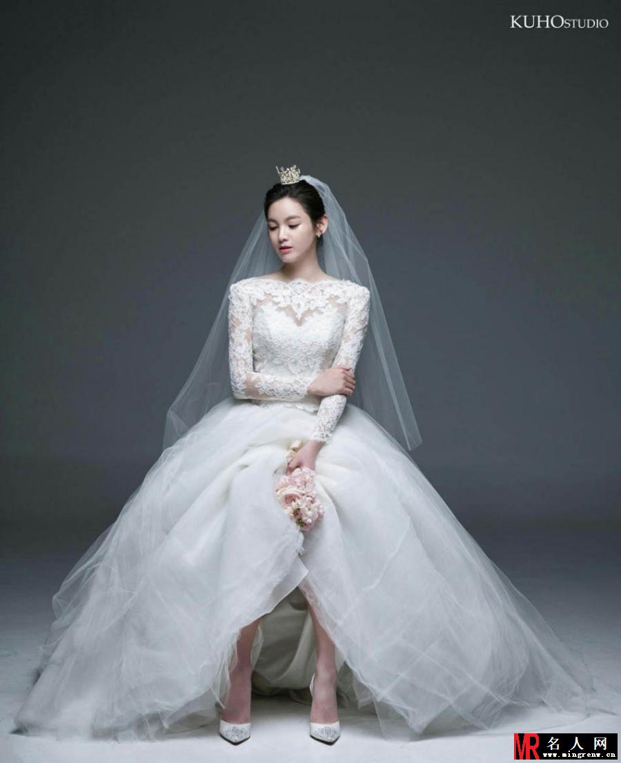 小美人郑佳恩唯美婚纱写真(1)