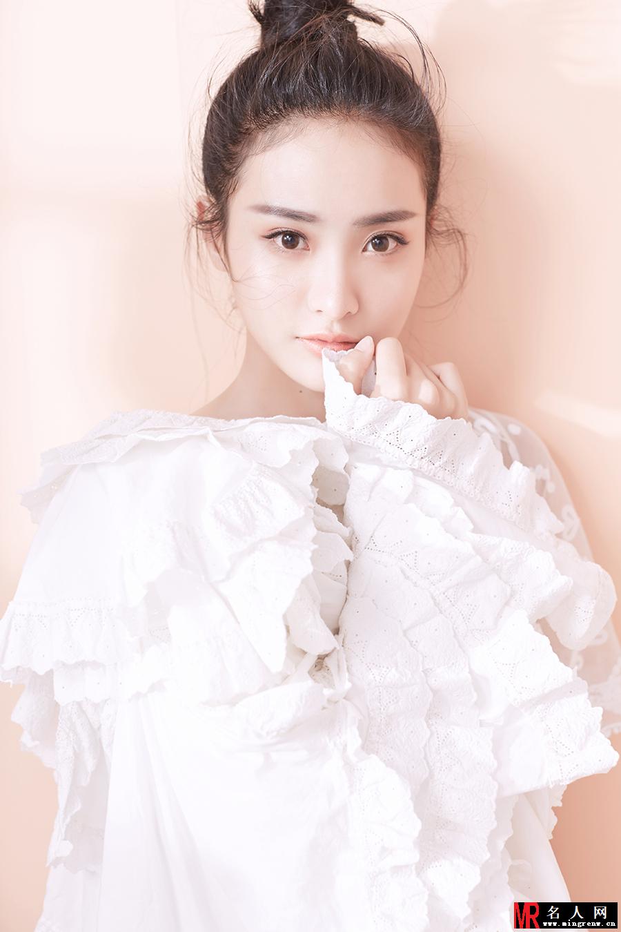 赖雨濛写真清丽脱俗(1)