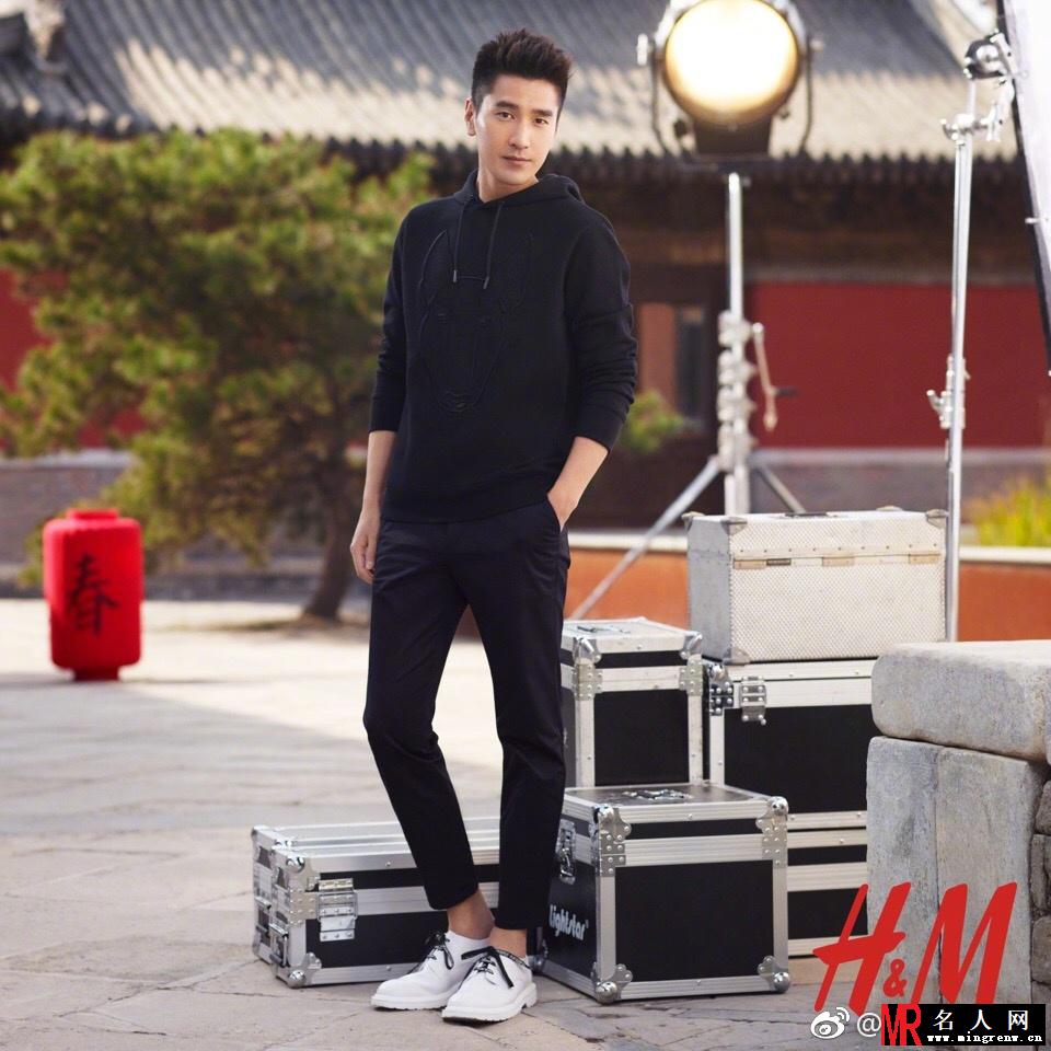 杨幂赵又廷再合体 拍摄2018中国年系列写真(1)