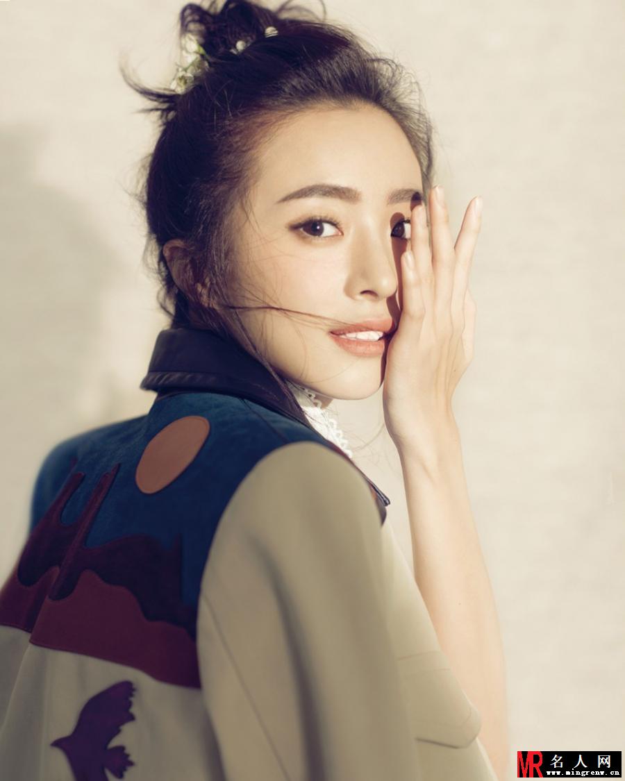胡冰卿文艺写真 风格纯净清新灵动(1)