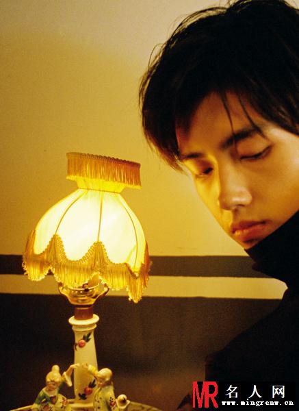 陈飞宇写真曝光 光影少年演绎戏梦青春(1)