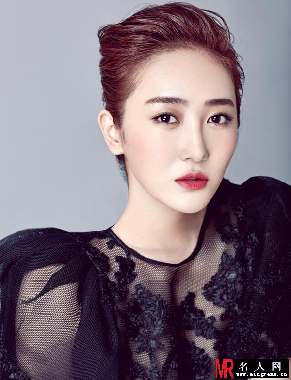 高姝瑶性感写真 红唇电眼显妖娆(1)