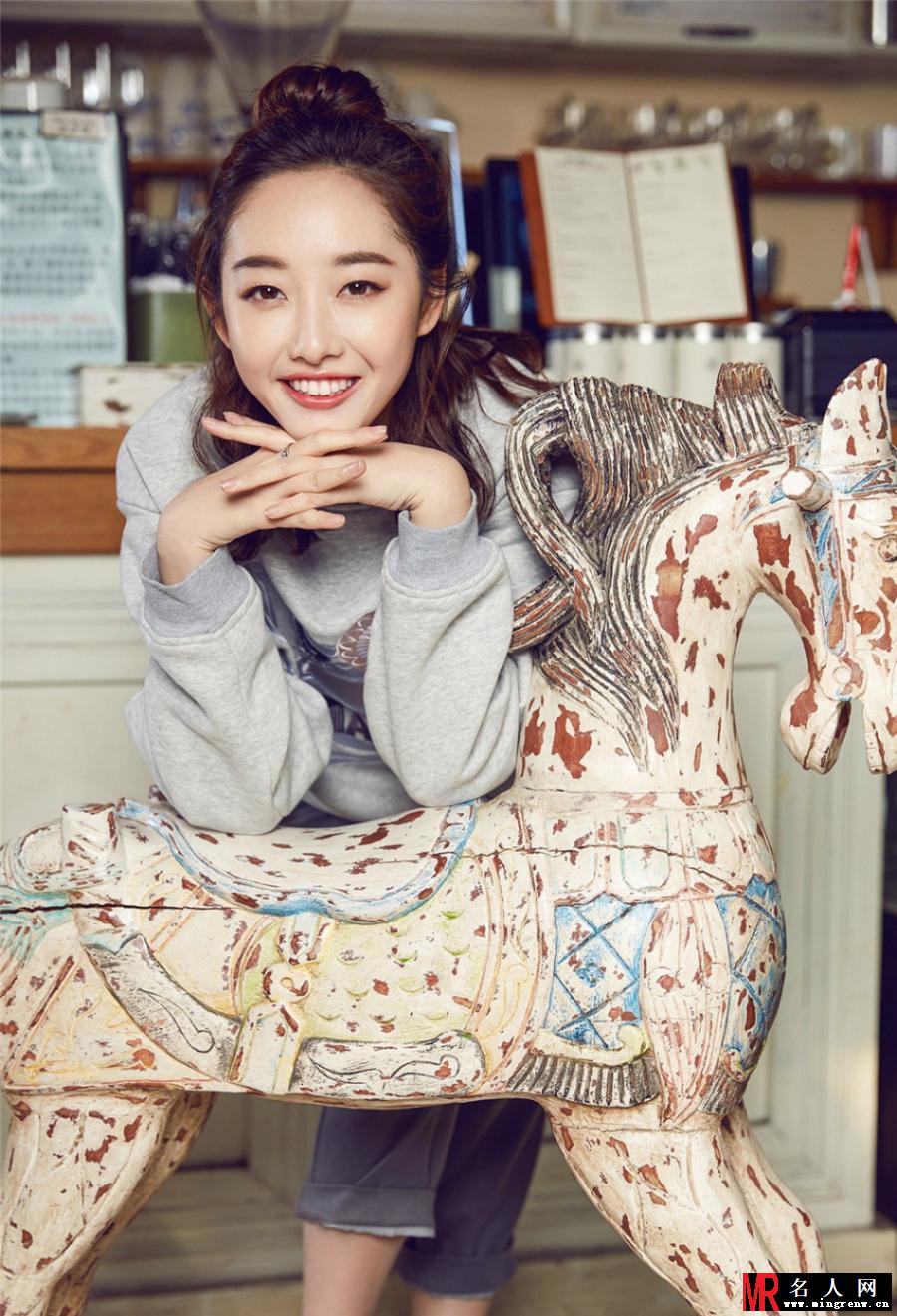 蒋梦婕最新写真 笑靥如花活力十足(1)