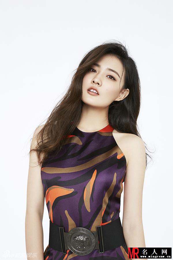 徐璐登时尚杂志封面 演绎美好二十岁(1)