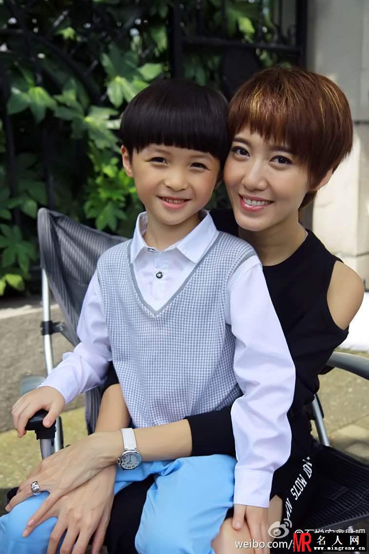 小爸妈高子默剧照(1)