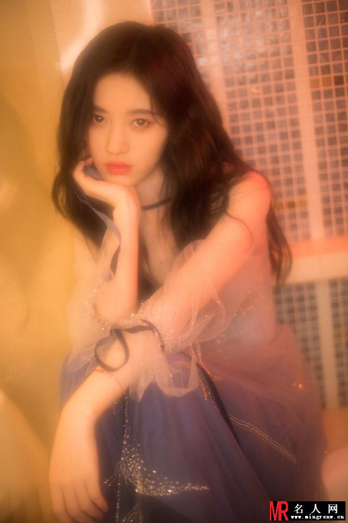 鞠婧祎朦胧性感写真图片 尽展女性柔美(1)
