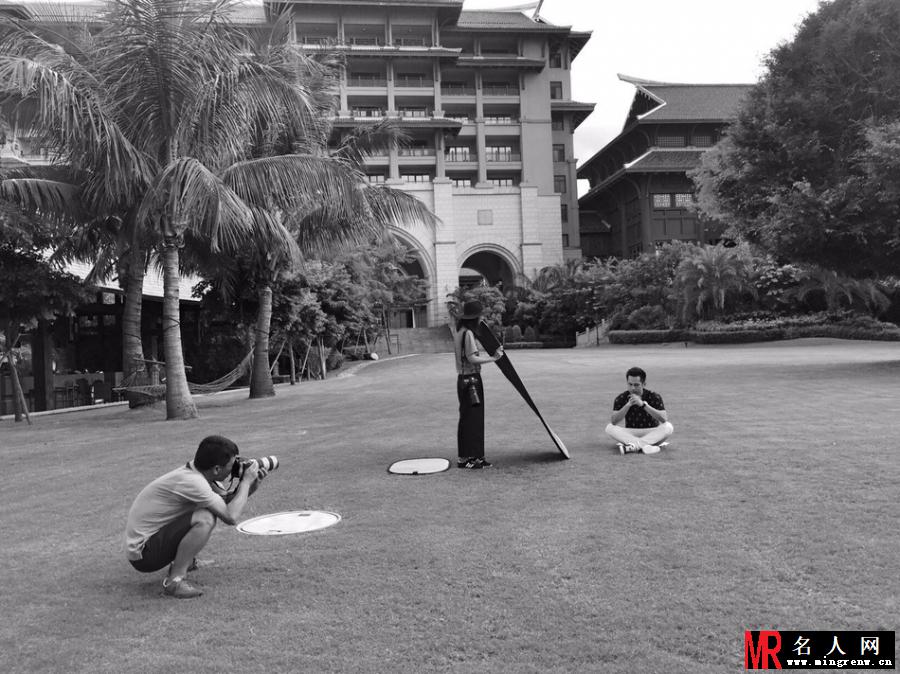 吉飞龙海南拍时尚写真 活泼乱跳变海南男孩(1)