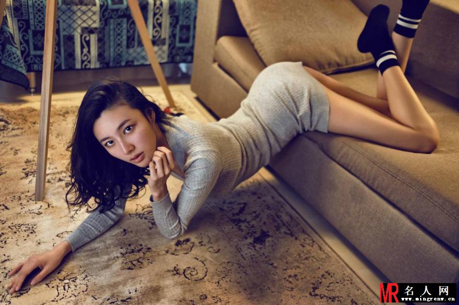 陈雅婷素颜出镜 逆天长腿性感撩人(1)