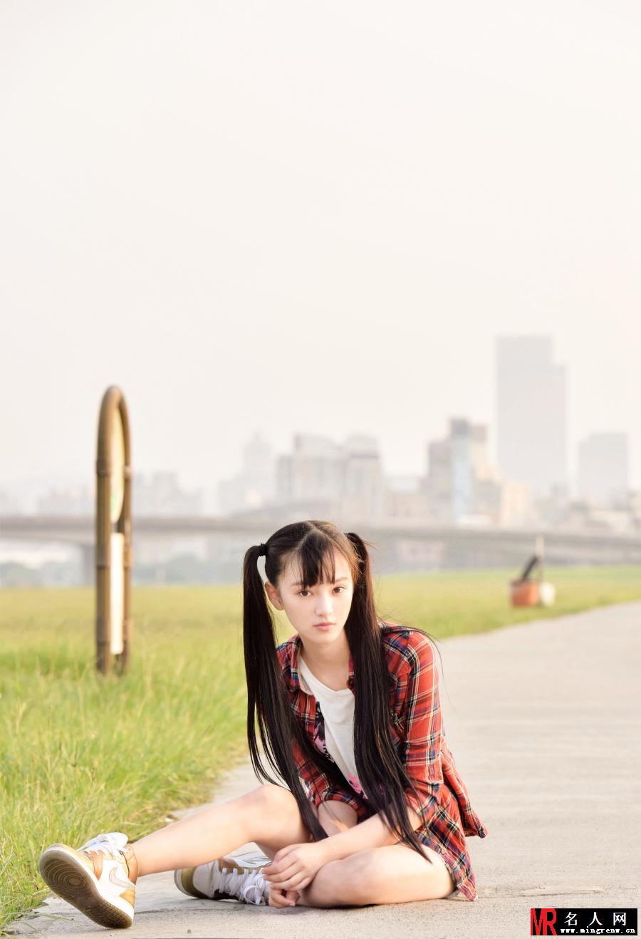 半熟少女2016年版黄灿灿剧照(1)