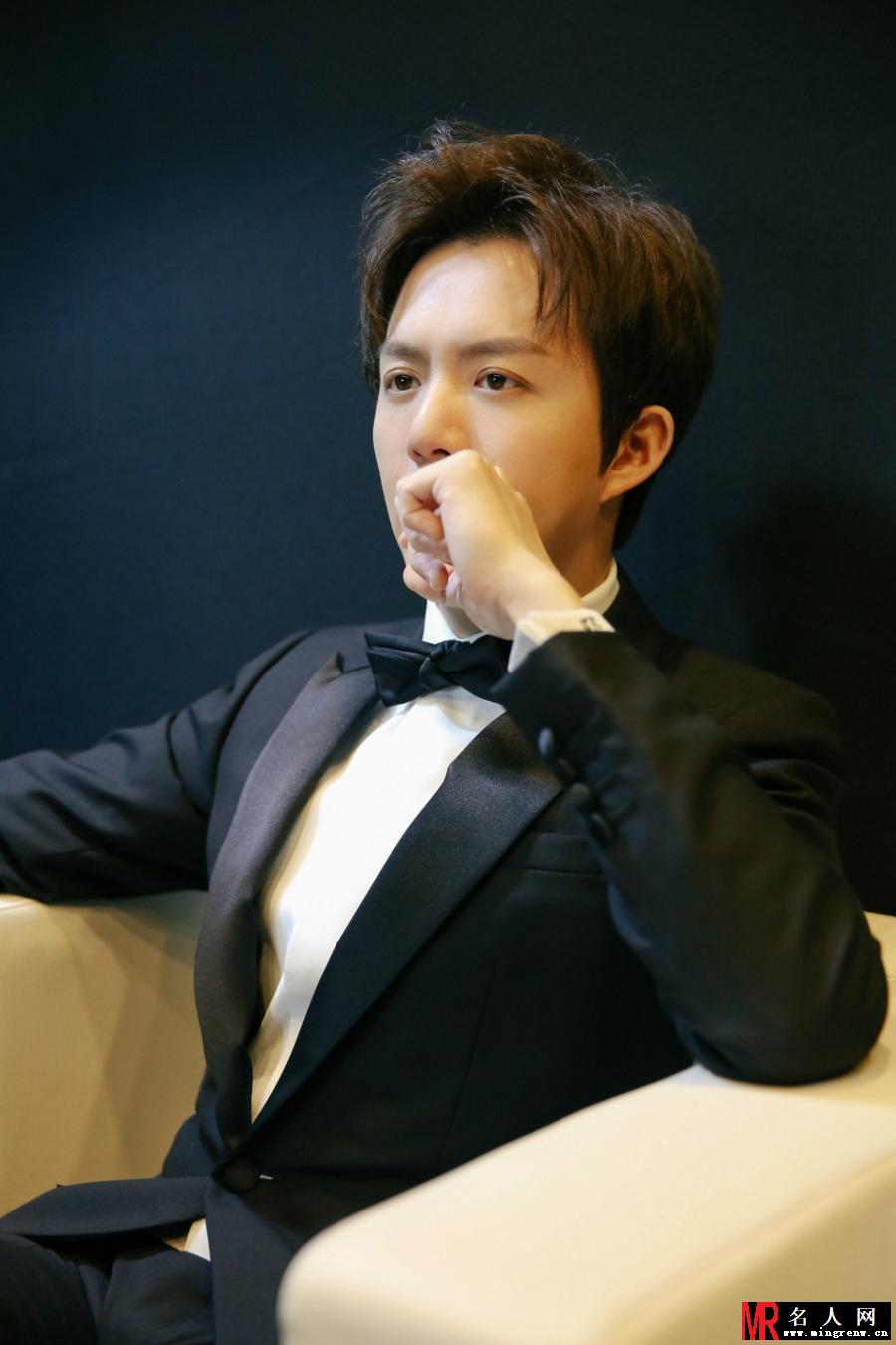李云迪生日曝光写真 将再次开启中国巡演(1)