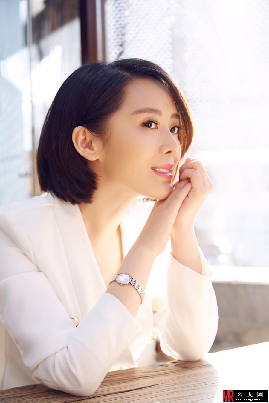 车永莉午后写真 沐浴阳光笑容恬淡(1)