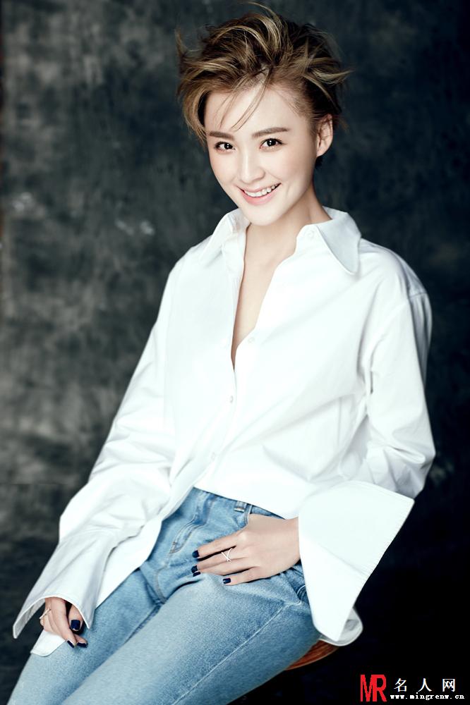 毛林林中性写真 清爽短发尽显时尚感(1)