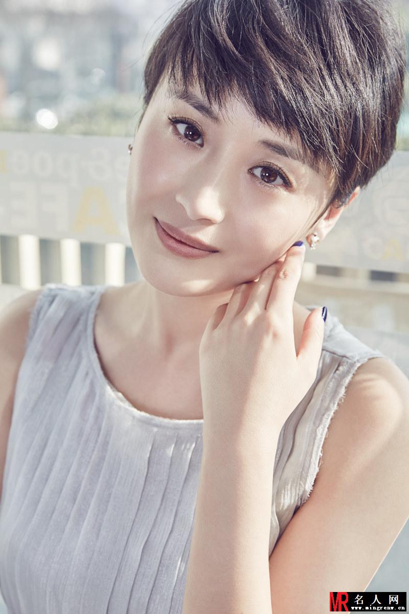 傅淼初春写真温暖恬静(1)
