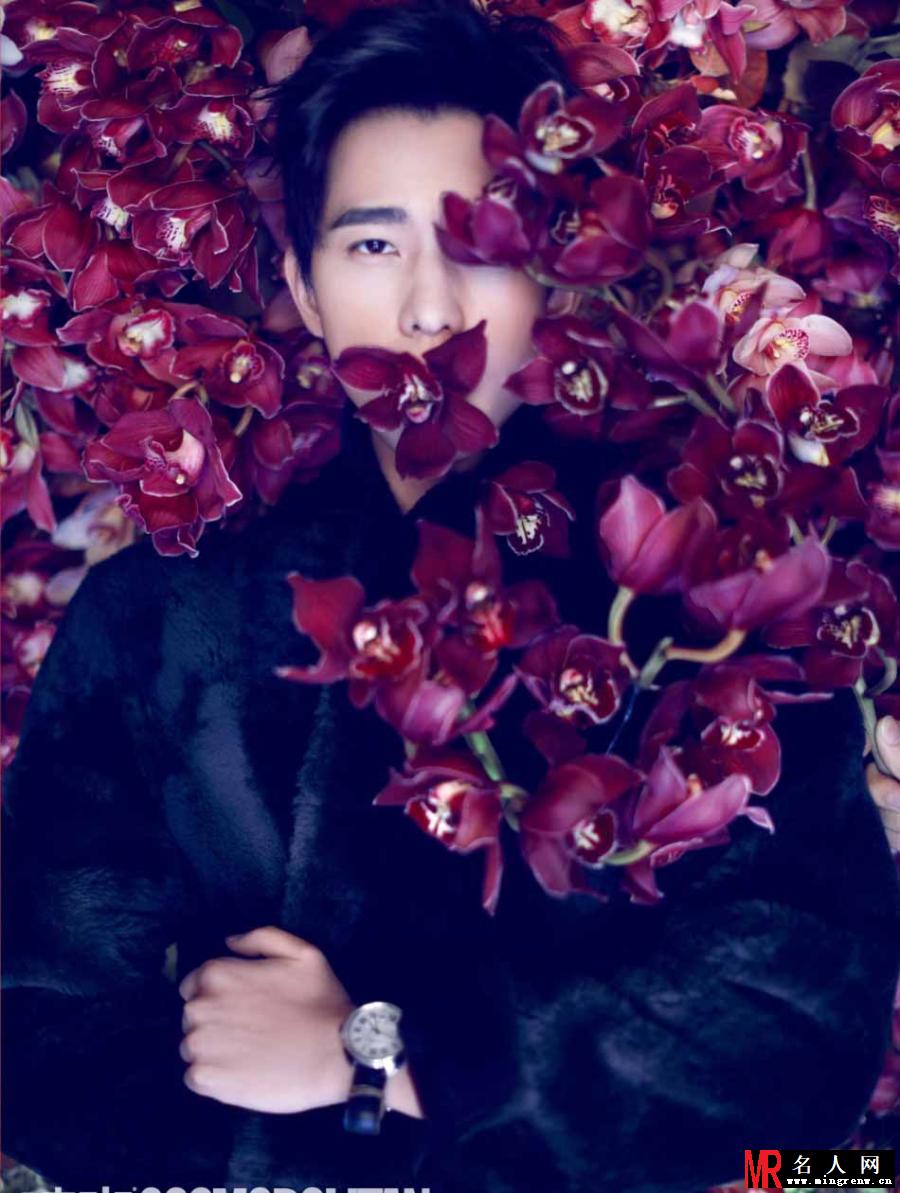 花一样的美男子！杨洋最新时尚写真(1)