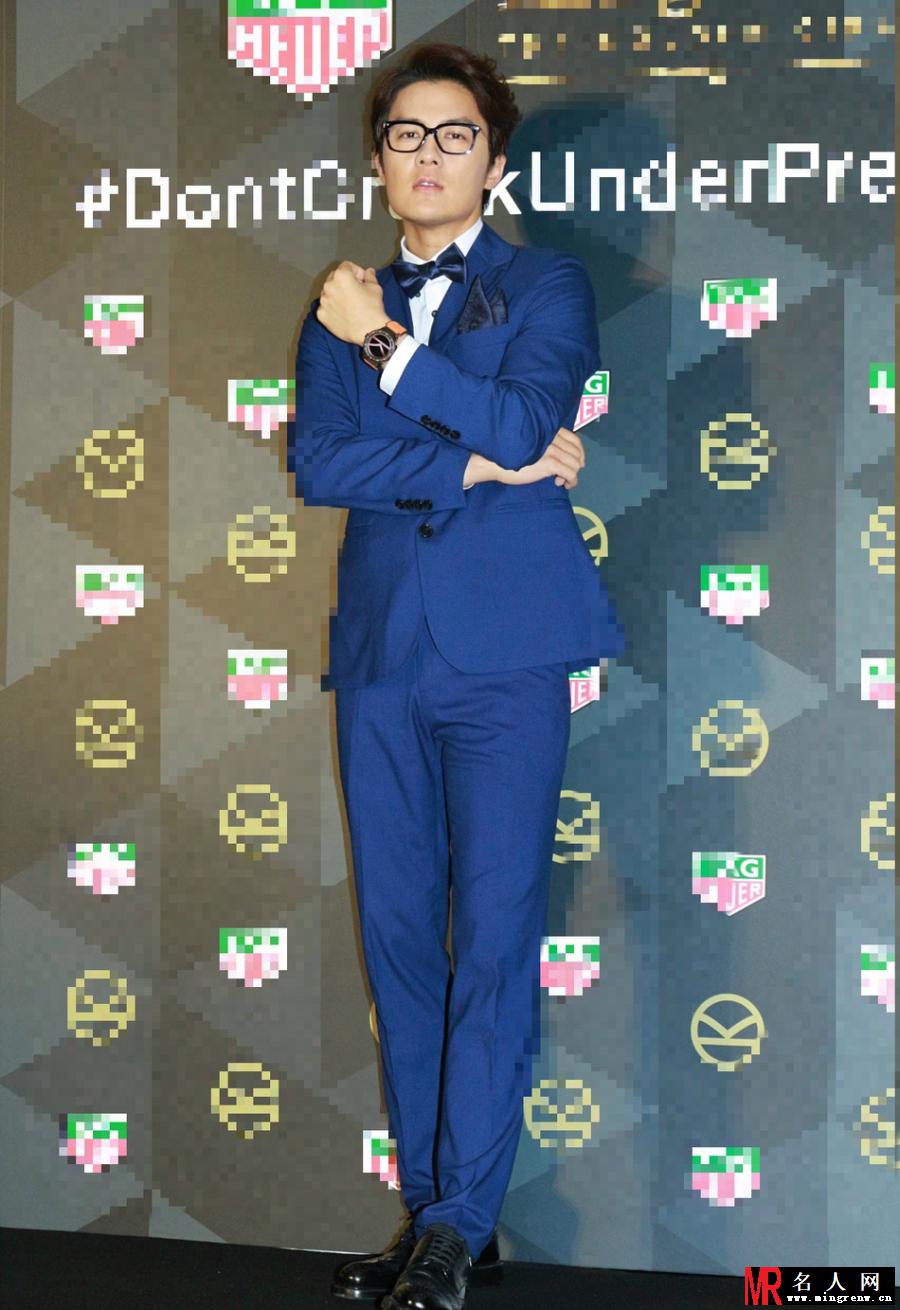 吴克群首度担任导演 压力爆表白发激增(1)
