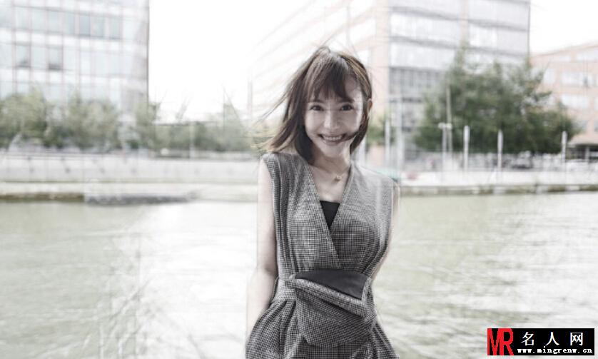 刘萌萌甜美生活照曝光（多图）(1)