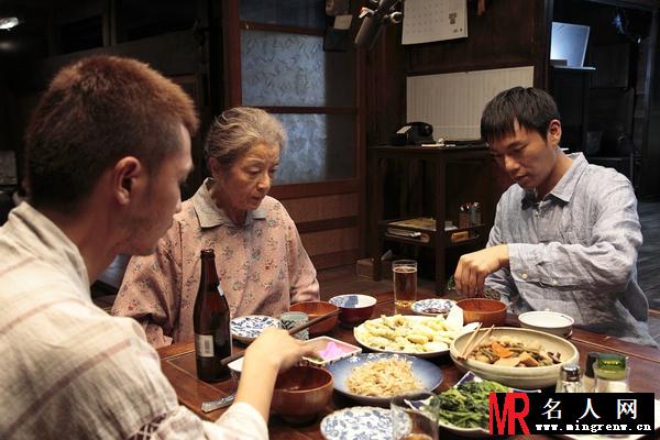 初到东京五十岚婆剧照(1)