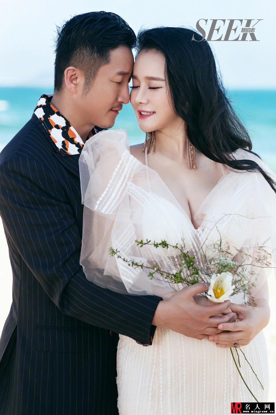冉莹颖结婚八周年 与邹市明热拥接吻恩爱甜蜜(1)