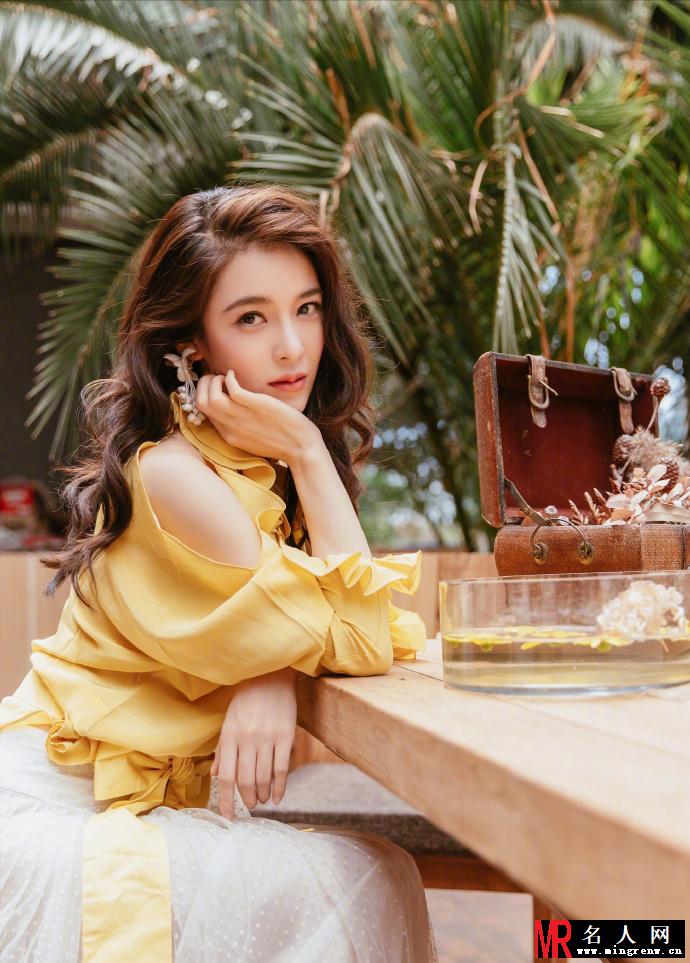 赵韩樱子绝美写真曝光 文雅娴静魅力脱俗(1)
