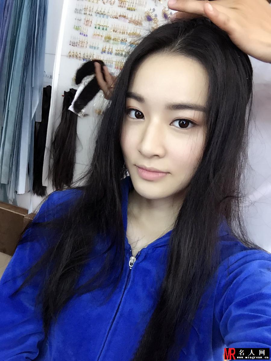 《大唐荣耀》何灵依扮演者梁婧娴生活照(1)