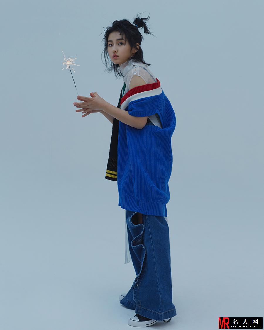 张子枫写真大片 神情流转间尽显多面魅力(1)