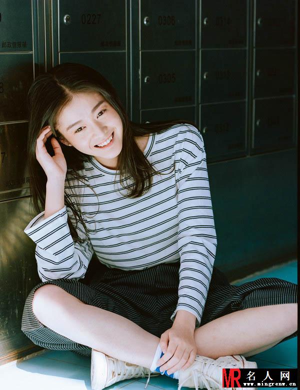 清新小花旦张雪逆光写真(1)