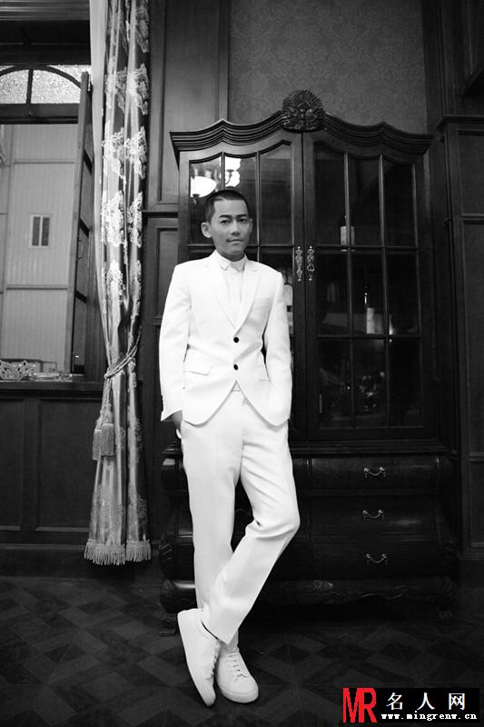 苏醒新歌宣传写真尽显型男范儿(1)