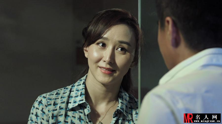 胡静《人民的名义》剧照  饰演美女老板高小琴(1)