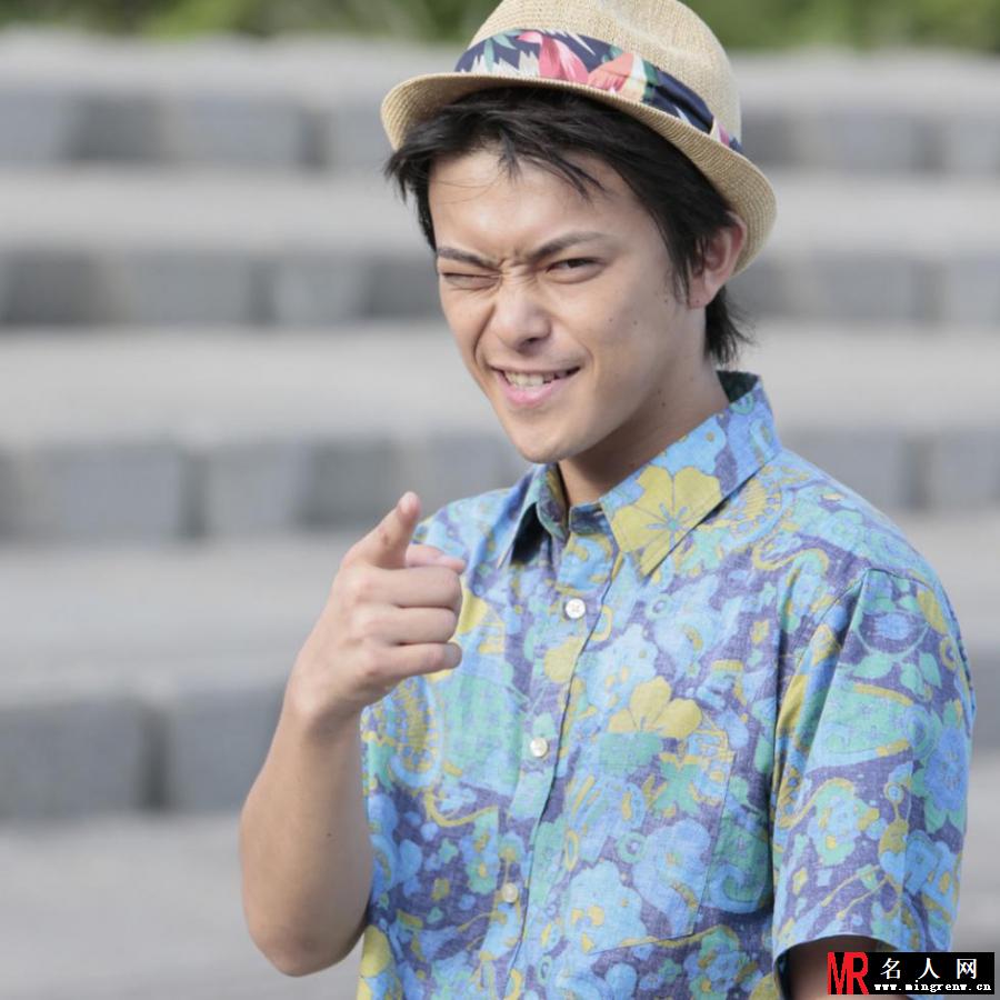SUMMER NUDE矢井野孝至剧照(1)