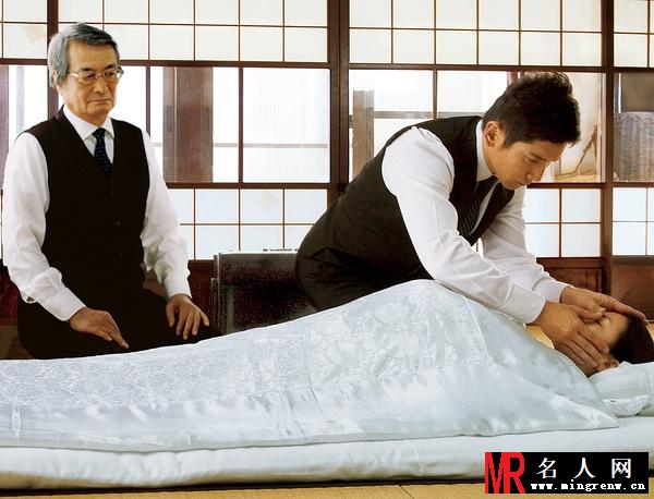 入殓师佐佐木生荣剧照(1)