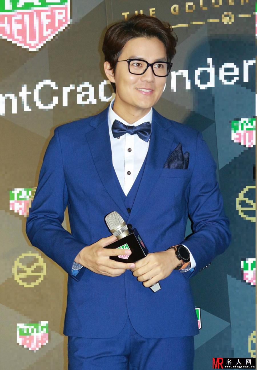 吴克群首度担任导演 压力爆表白发激增(1)
